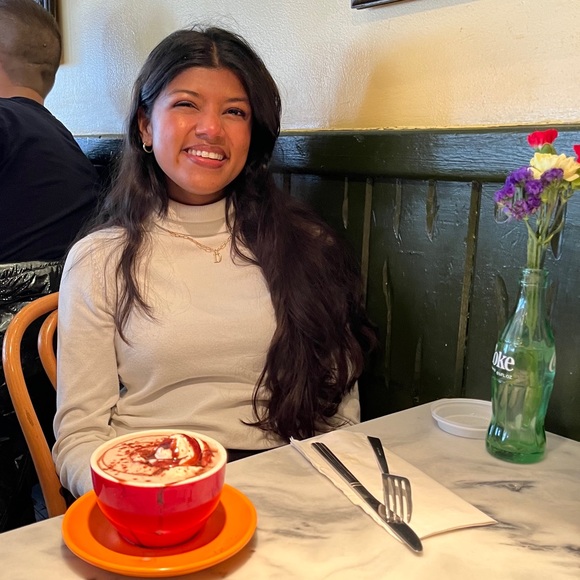 Meet your Posher! - Picture 1 of 1